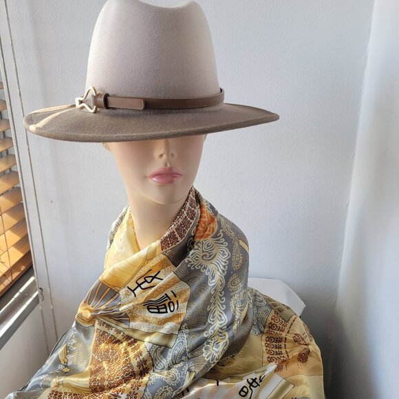 Chic Two-Tone Fedora Hat w/Faux Leather Band with Gold Metal Loop Detail main image 8